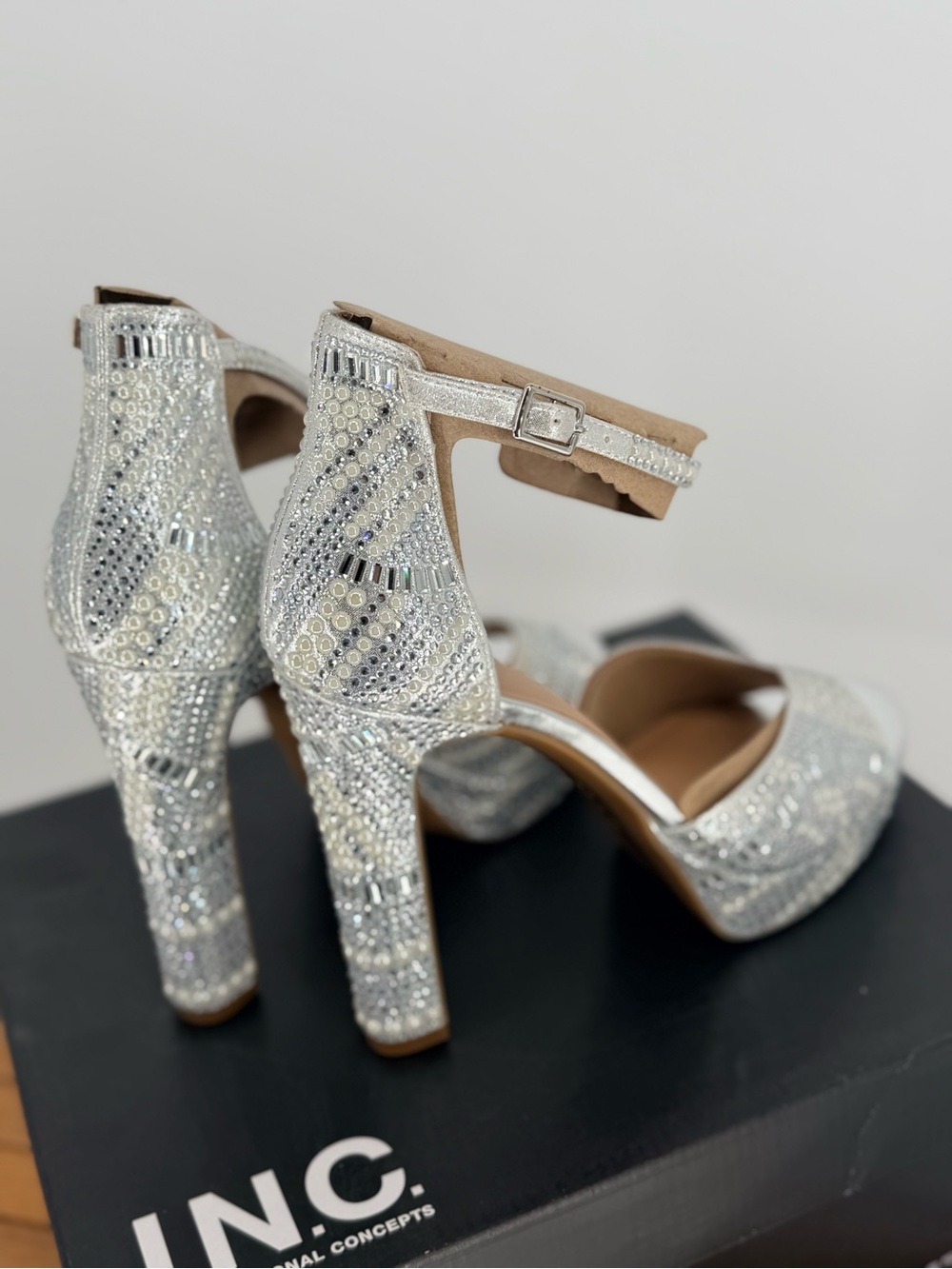 New INC Silver Crystal Platform Ankle Strap Heels - Women SIZE 8 - Picture 3 of 6